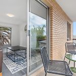 Spacious 3Brm Close To Gabba With Car Park & Wifi