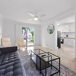 Spacious 3Brm Apt Near Gabba W Free Parking & Wifi