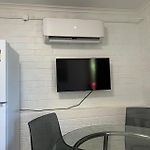 Simple & Budget-Friendly Cozy 2-Bedroom Studio
