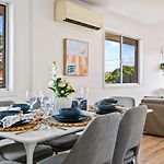 1Mins To Pinelands Plaza 4Br Chic Family Retreat