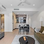 1B Queens Wharf Luxury Apartment