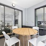 Adorable Fresh 1Br Apt With Parking Central Wifi