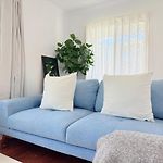 Family Comfort Modern 3Br Retreat