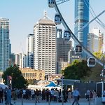 Million Dollar Views And Best Location! Walk To Cbd!