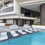 Citybeach At Queens Wharf With Spectacular Views Includes Parking