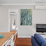 Charming Cottage Short Distance To Cbd With Parking