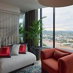 W Brisbane