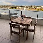Private Room With River View - Shared Accomodation