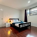16A Serene Ensuite Room In Coopers Plains