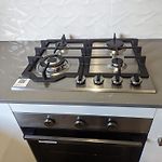 Immaculate Entire House In Chermside West 2-Beds
