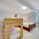Spacious Family & Pet-Friendly Home On The Canal