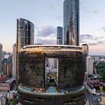 Skyline Poetry - Premium Stay On The Star Bne