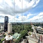 Skyline Poetry - Premium Stay On The Star Bne