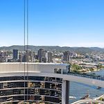 Home Of Clouds - Brand New Lv 31 Apartment On Star Casino Bne, Privately Managed