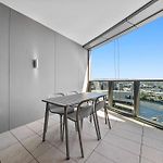 Home Of Clouds - Brand New Lv 31 Apartment On Star Casino Bne, Privately Managed