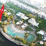 Wild Luxe Beach Front Escape- 1 Min Walk Southbank