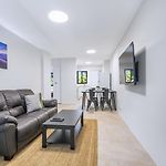 Leafy Corner - Simple Stay Near Brisbane River And Cbd