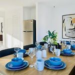 Spacious 4Br Family Home Prime Sunnybank Location