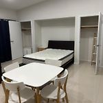 Studio Room