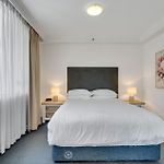City Escape Level 19 Pool, Gym & Sauna