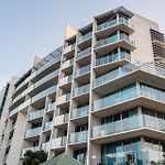 Russell St Retreat Stunning City & Park Views