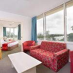 Chasely Apartment Hotel
