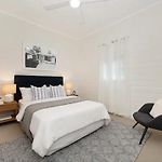 Historic Cbd Miner\'S Cottage