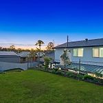 Modern Holland Park Home With Easy City Access