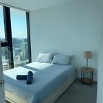 Luxury Apartments W Rooftop Pool