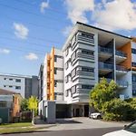 2 Bedroom Apartment Balcony Close To All Hotspots