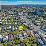 Entire New Renovated 2Bedrm Unit Next To Southbank