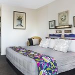 Airport Riverview Motel