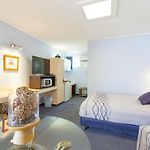 Raceways Motel