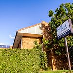 Ascot Budget Inn & Residences
