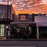 Stylish 2Bdr Nundah Stay With Golden Sunsets