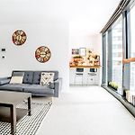 Airtrip Apartment On Margaret Street In Cbd