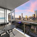 Skyline Framed 1Br At Lucid