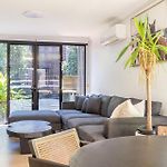 East Village Poolside Apartment - 15 Min To Brisbane Airport
