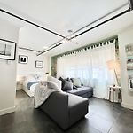 Stylish Studio In The Heart Of The City
