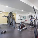2-Bed Near Brisbane Cbd With Pool Sauna & Bbq