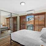 Charming 2-Bed Apartment With City Views