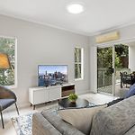 Central Cosy 2-Bed Near Qut & Cbd