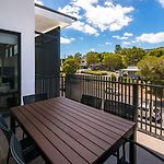 H6B - Round About Bulimba