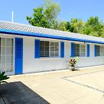 Stylish New Farm Retreat W Parking Walk Cafes & River