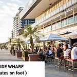 54Q Abnb-Style Apt Discover Riverside Bliss With Pool And Free Parking Near Portside