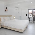Self-Contained Unit Perfect For Solo Or Couple Travelers