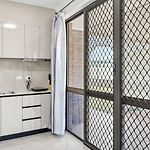 Cozy Little Charm Unit In Eight Miles Plain