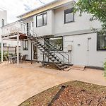 B5Q Abnb-Style 2Br House With Free Parking And 5 Mins Ride To Eagle Farm