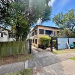 Studio Room Ensuite Bathroom With Separate Entrance Brisbane City