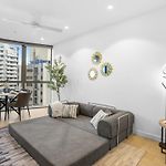 1Br Retreat- City & River Views Queen\'S Wharf